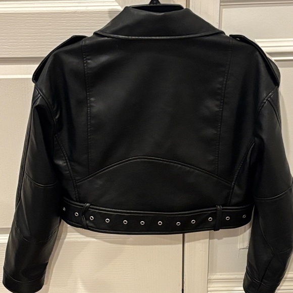 Zara Women's Cropped Vegan Leather Moto Jacket - Picture 4 of 4